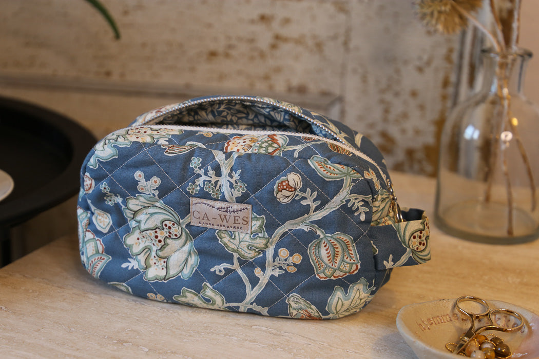 Ca-Wes Makeup - eller strikketaske