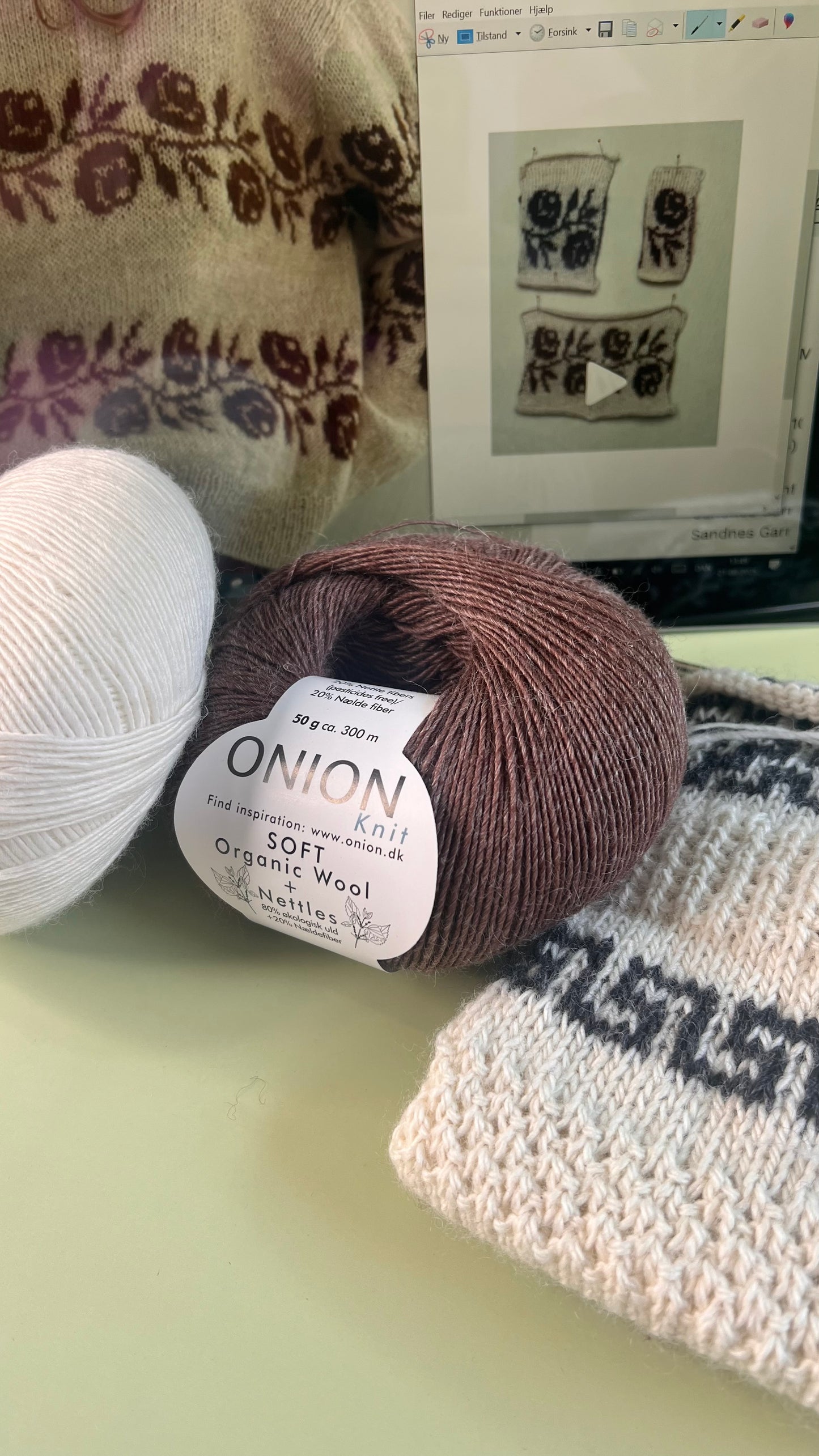 Garnkit til Rosie Sweater - SOFT Organic Wool + Nettles