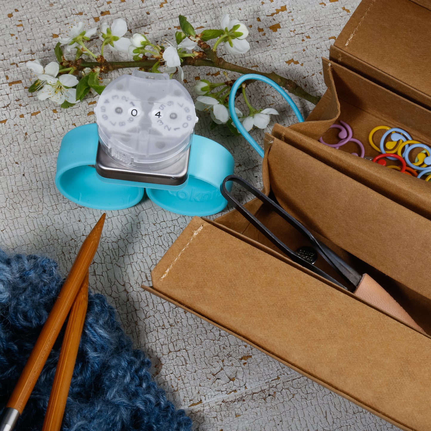 CocoKnits Makers Keep Armbånd
