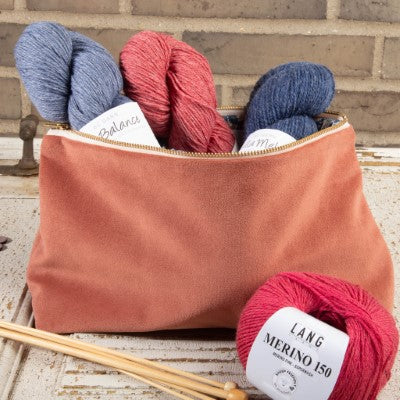 Stund Taske med rosa møbelvelour