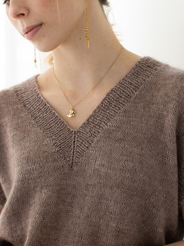 Digital opskrift til Louise V-Neck Slipover