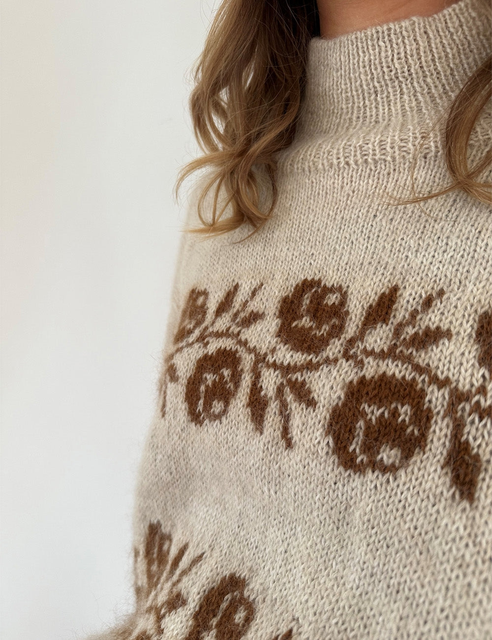 Garnkit til Rosie Sweater - SOFT Organic Wool + Nettles